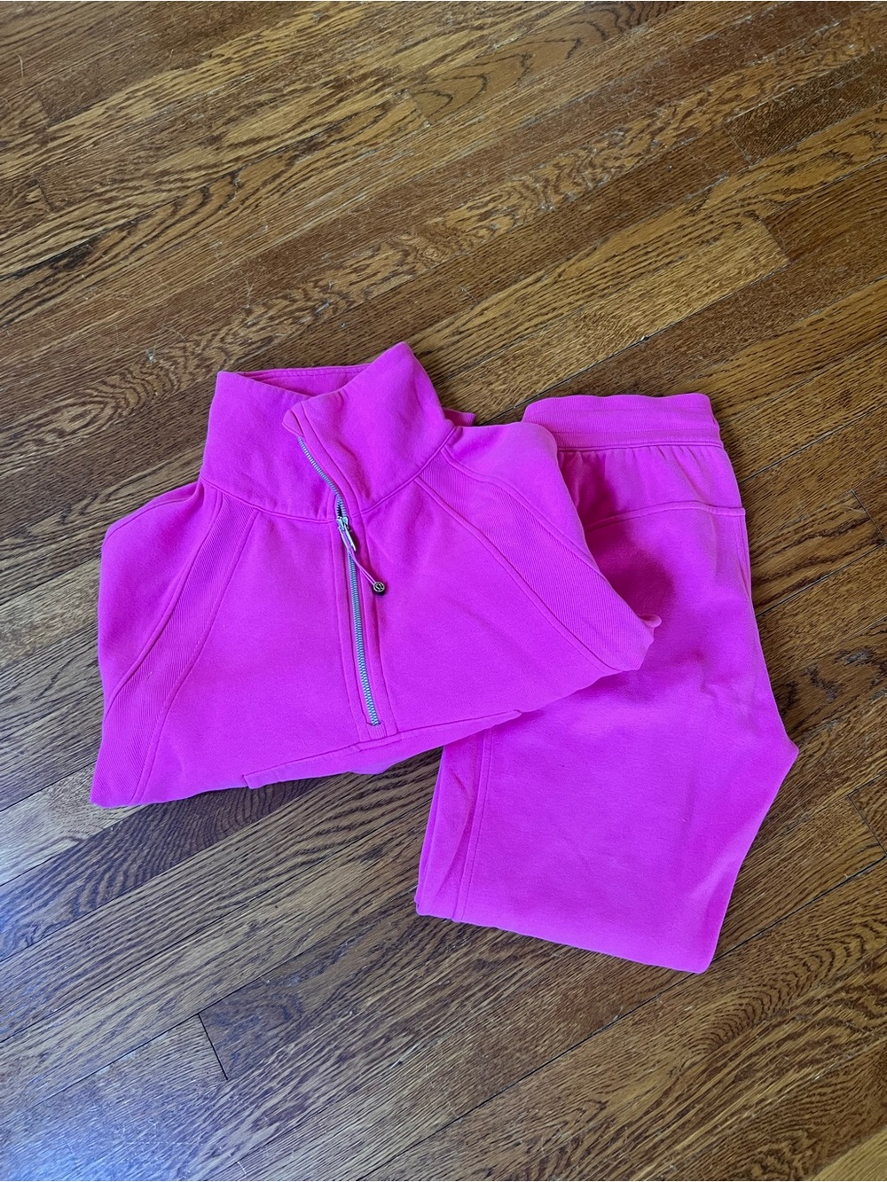 Lululemon Sonic Pink Set - Top M/L, Bottom 4